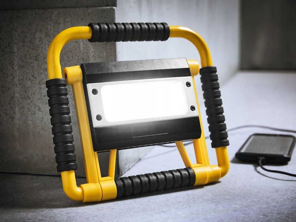 Parkside reflektor budowlany halogen led powerbank 20W PFLA 4400 B1