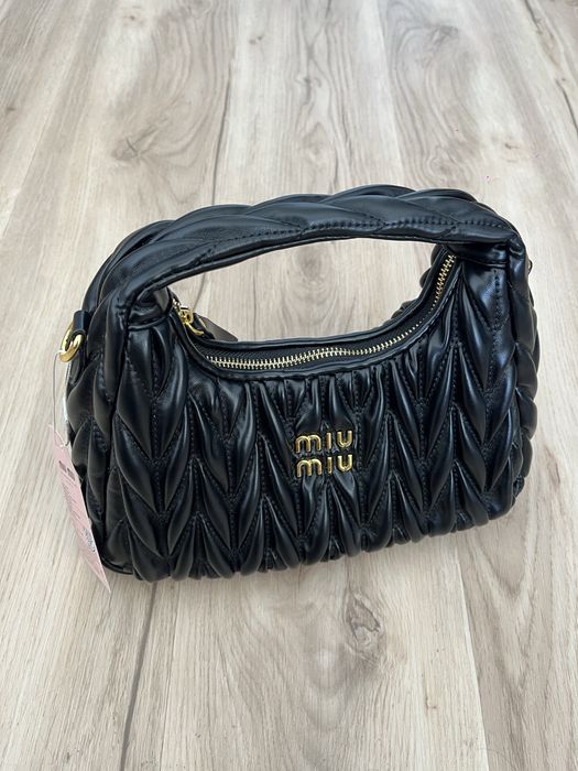 Mala primeira linha Miu Miu