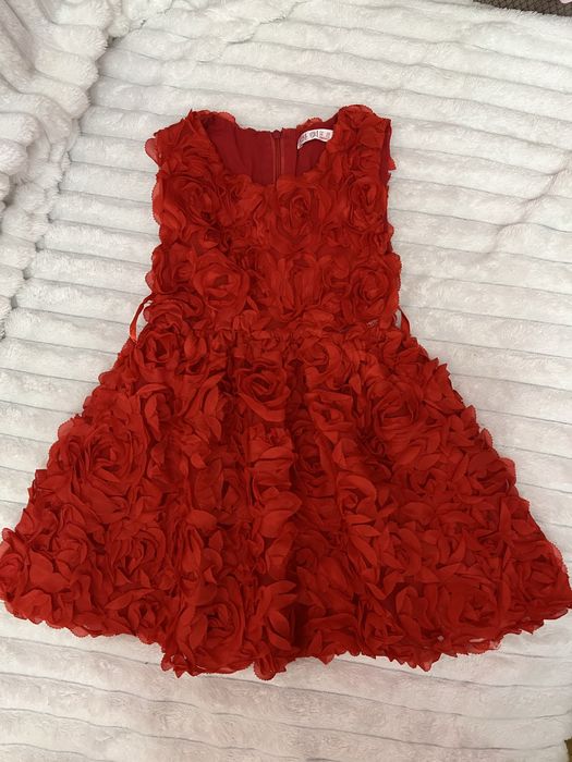 Сукня на дівчинку 98 см