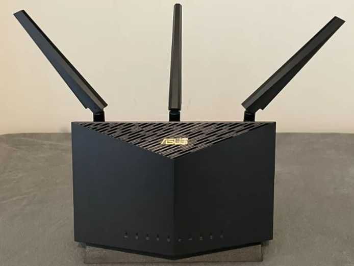 Router Asus RT-AX86S