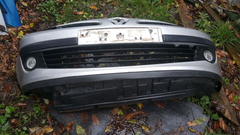 Renault Clio 3 195 Zderzak przód
