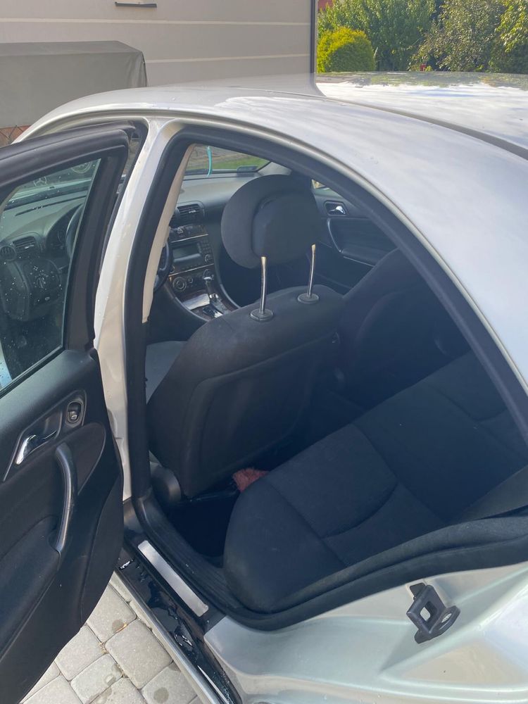Mercedes C180 kompeessor
