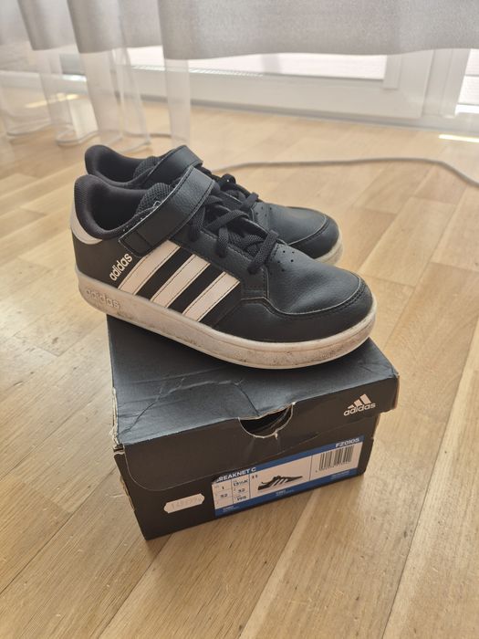 Buty Adidasy adidas rozmiar 32 skórzane