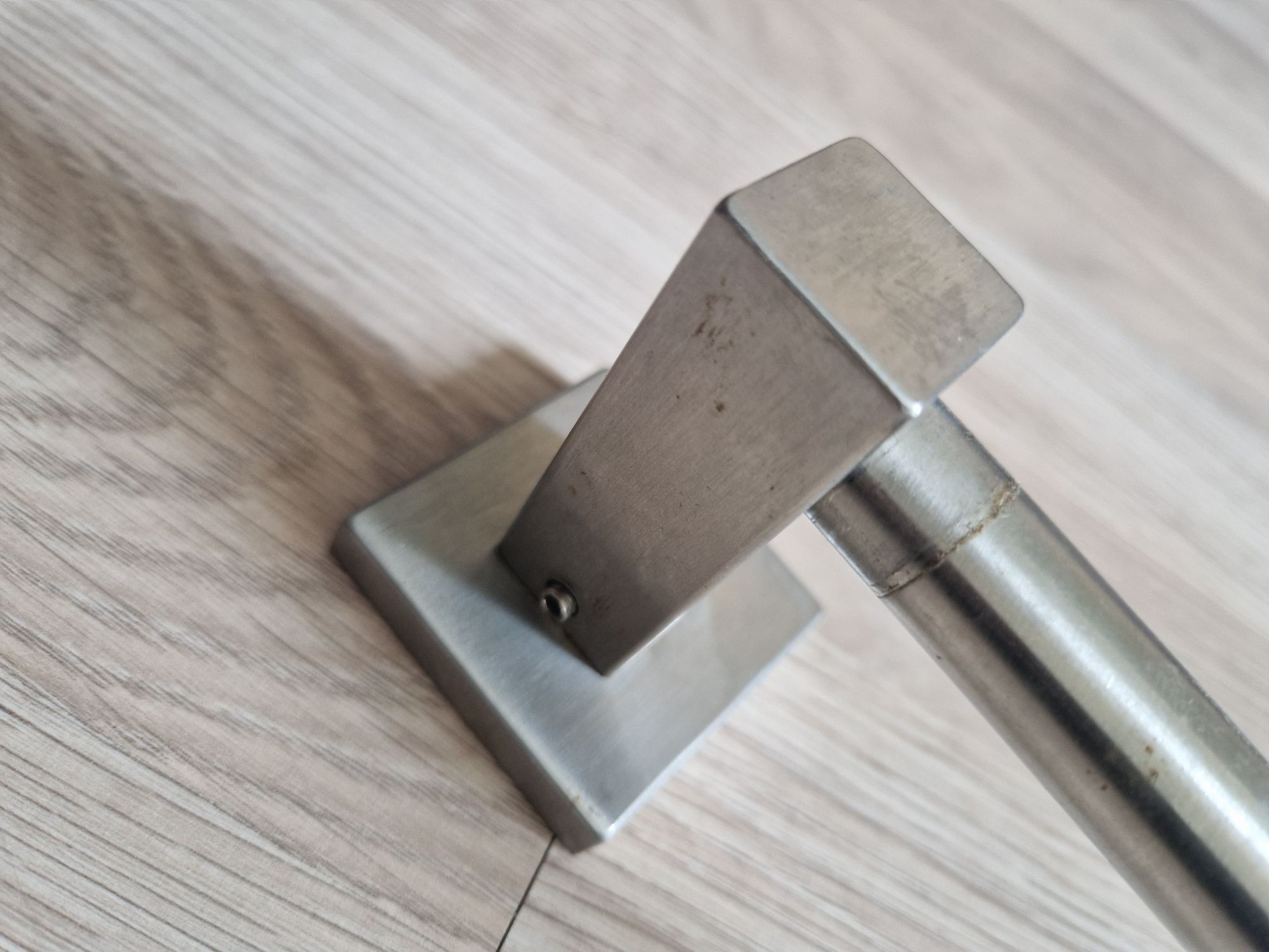 Wieszak na ręczniki drążek 60 cm stal nierdzewna