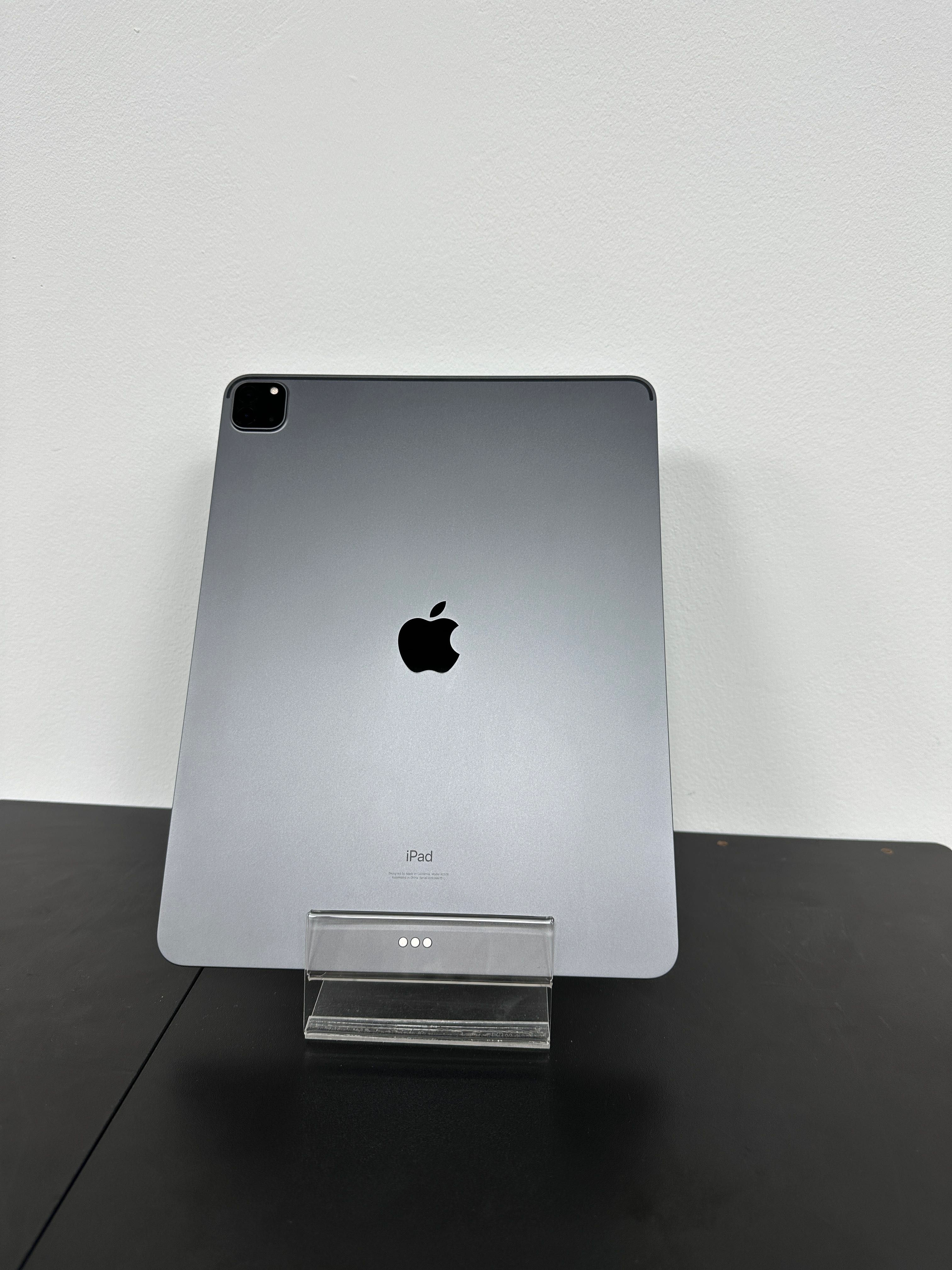 iPad Pro 12,9” 2020 (M1/ 128gb / Wi-Fi  ) Гарантія . 22990SV
