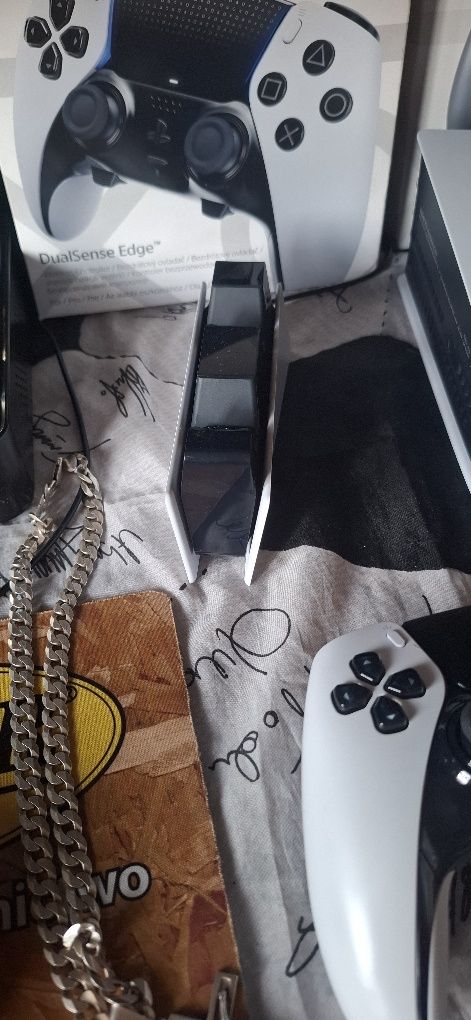 Stacja ładująca  do Ps 5