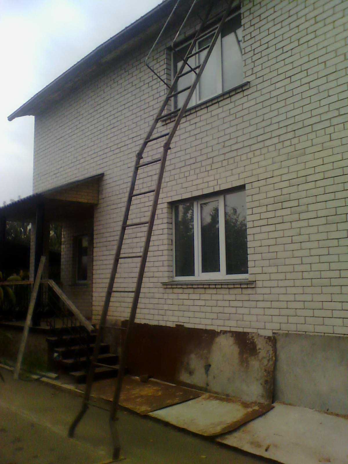 Раскладная лестница - стремянка 3.5 - 7 м.