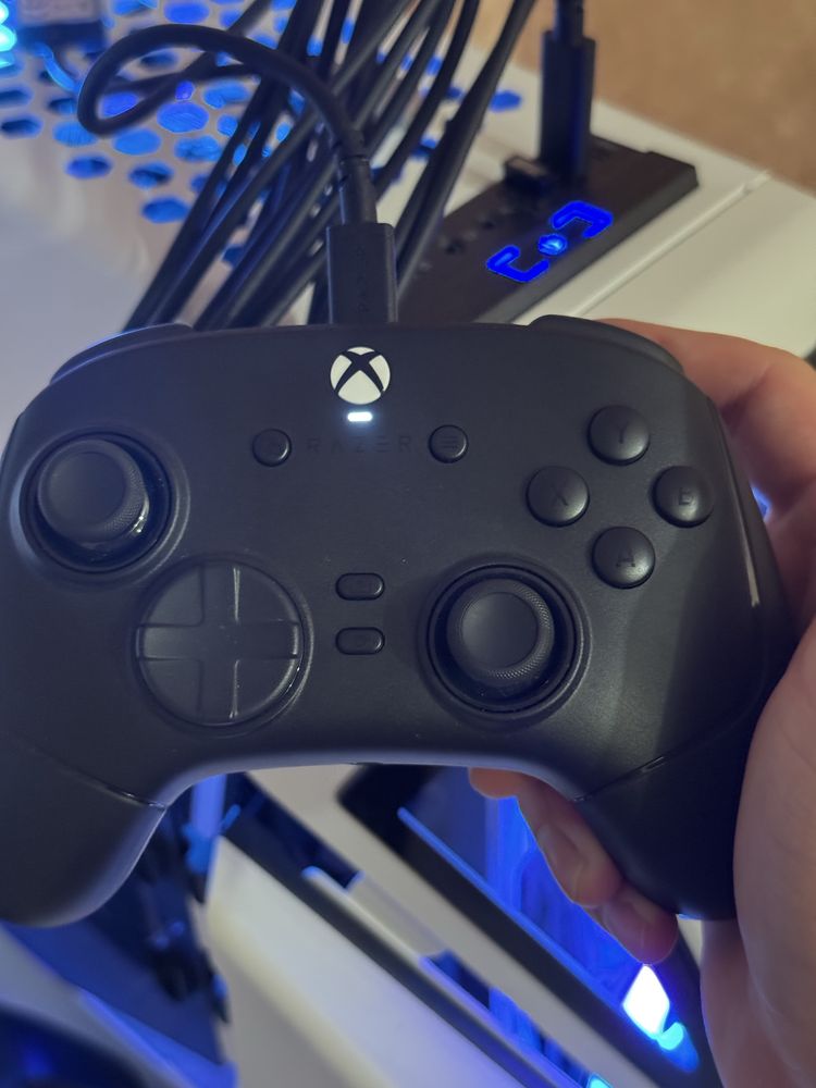 Геймпад проводной Razer Wolverine V3 Tournament Edition