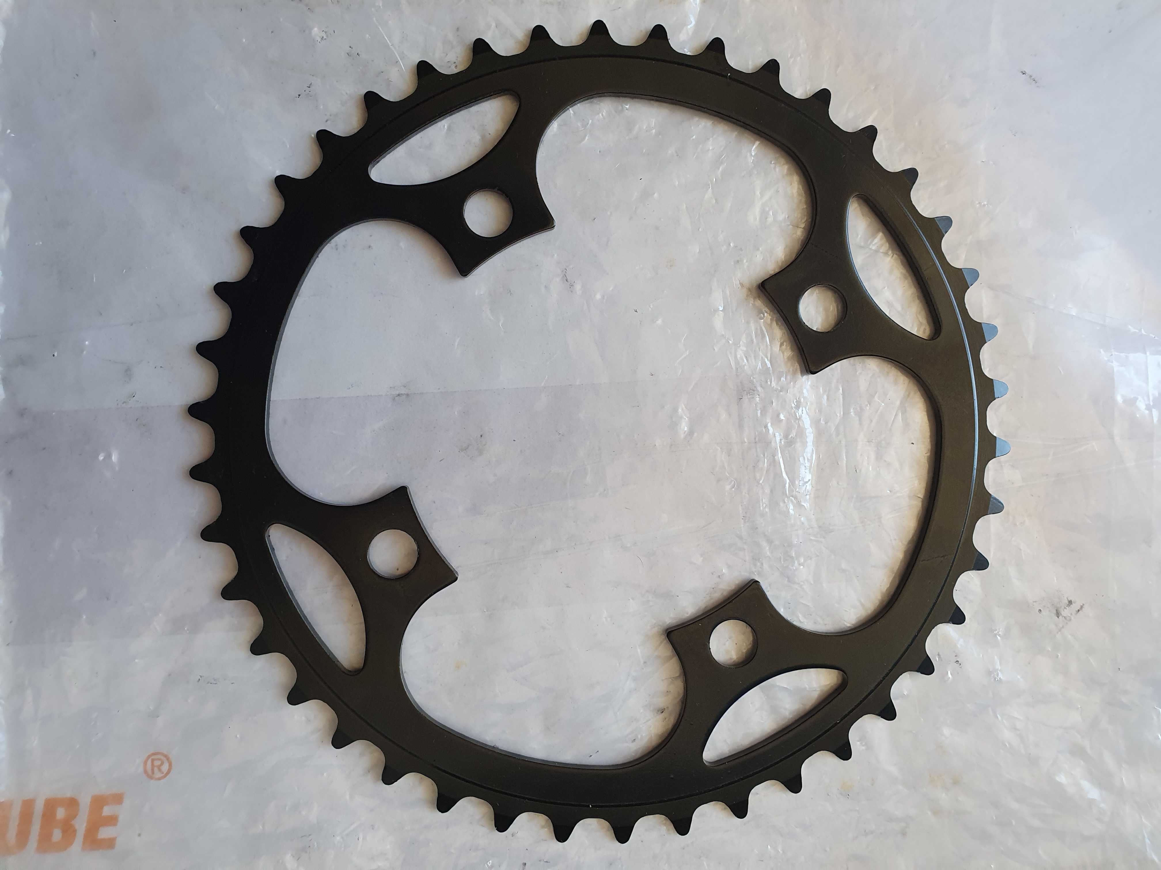 Zębatka napędowa stalowa XLC 42T 104 BCD BOSCH/YAMAHA/SHIMANO