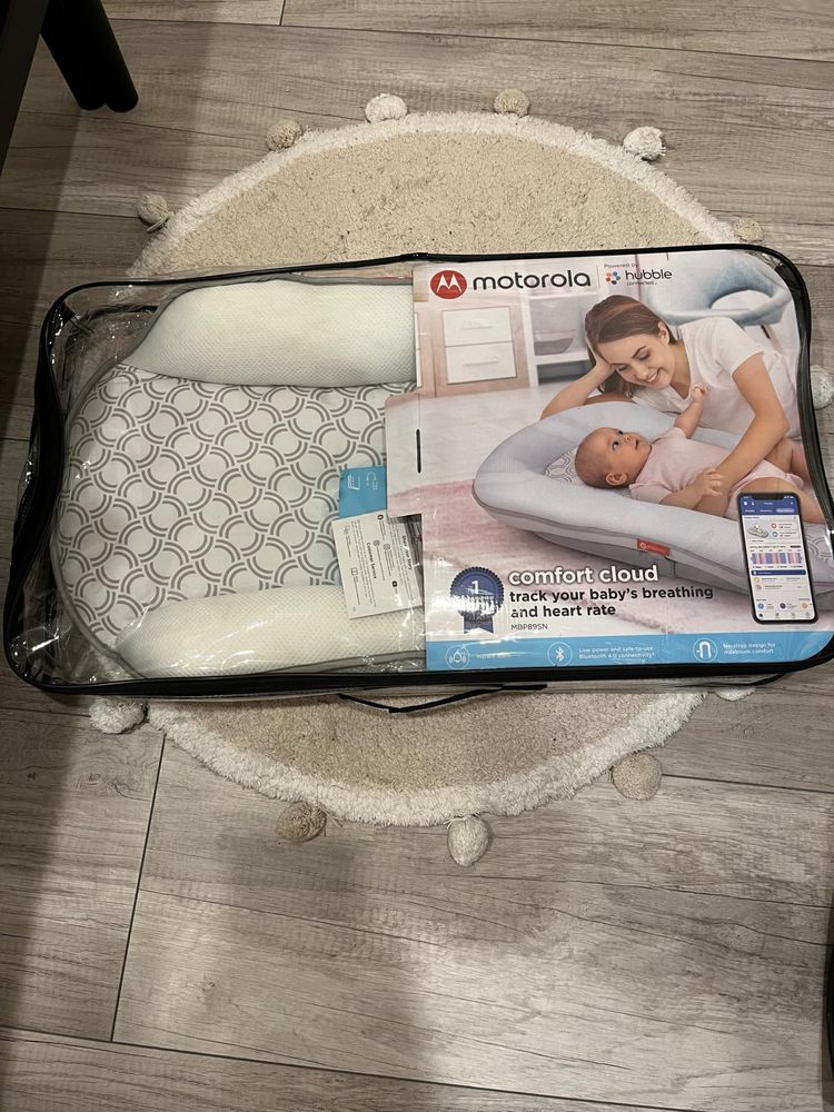 Mata z monitorem oddechu Motorola Comfort Cloud