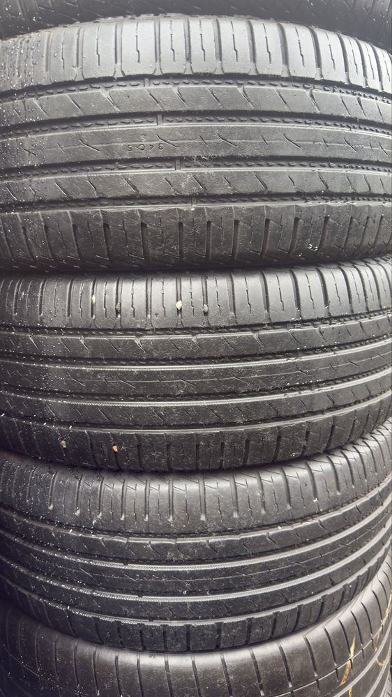 265/65/17 Nokian