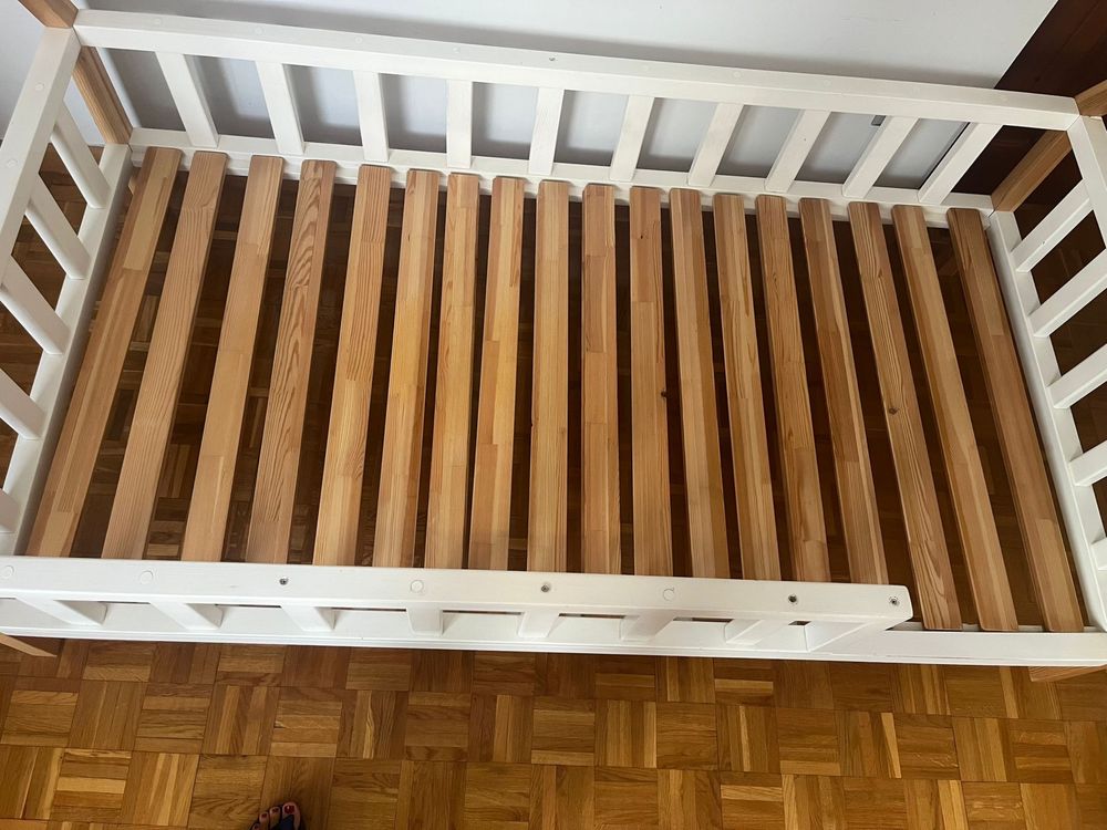 Łóżko tipi rozmiar 90x180 plus regal