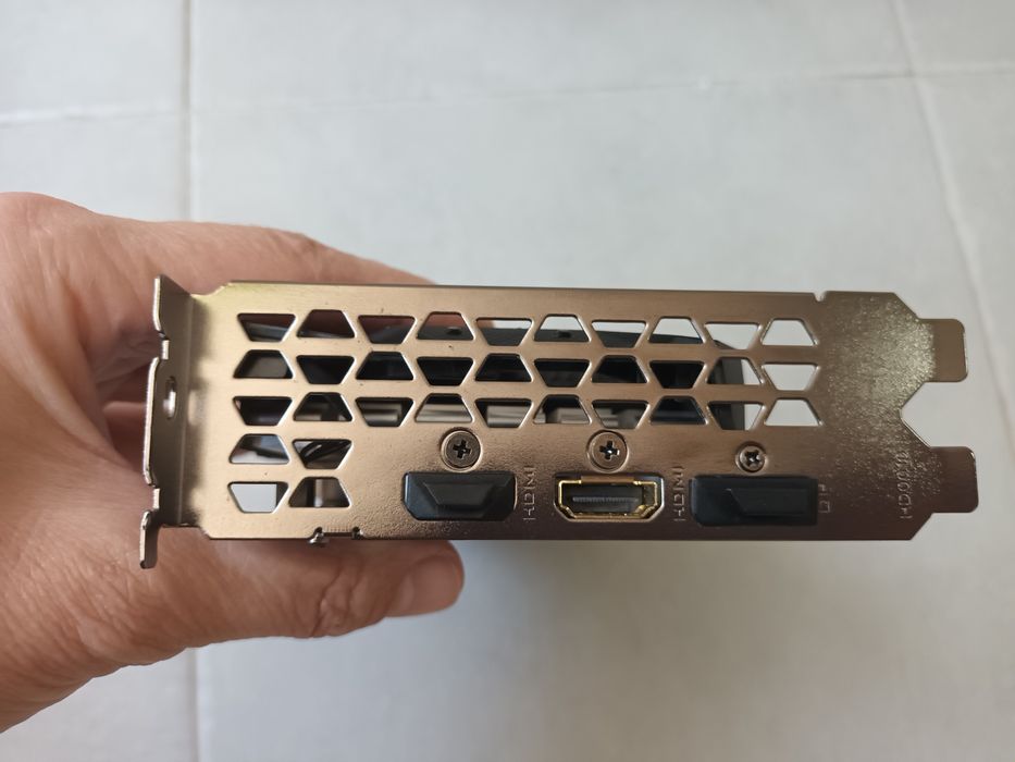 Placa grafica G Force Gtx 1650 OC 4gb da Gigabyte