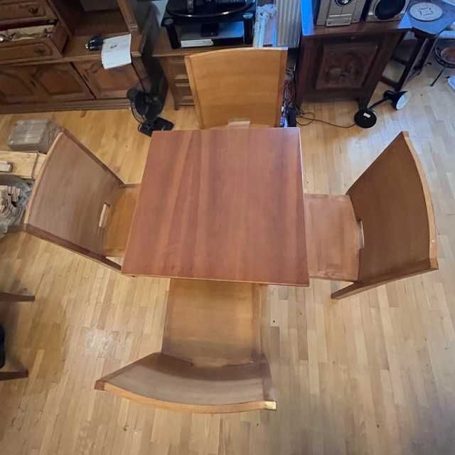 stół dębowy z krzesłami dębowymi ( 4szt)