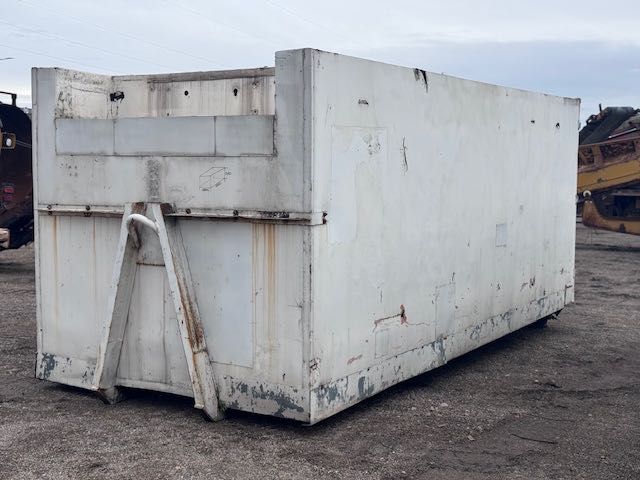 kontener chłodnia budowlany na hakowca