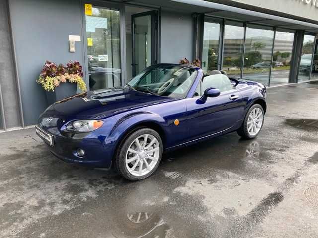 MAZDA MX-5 cabrio c/ capota rigida