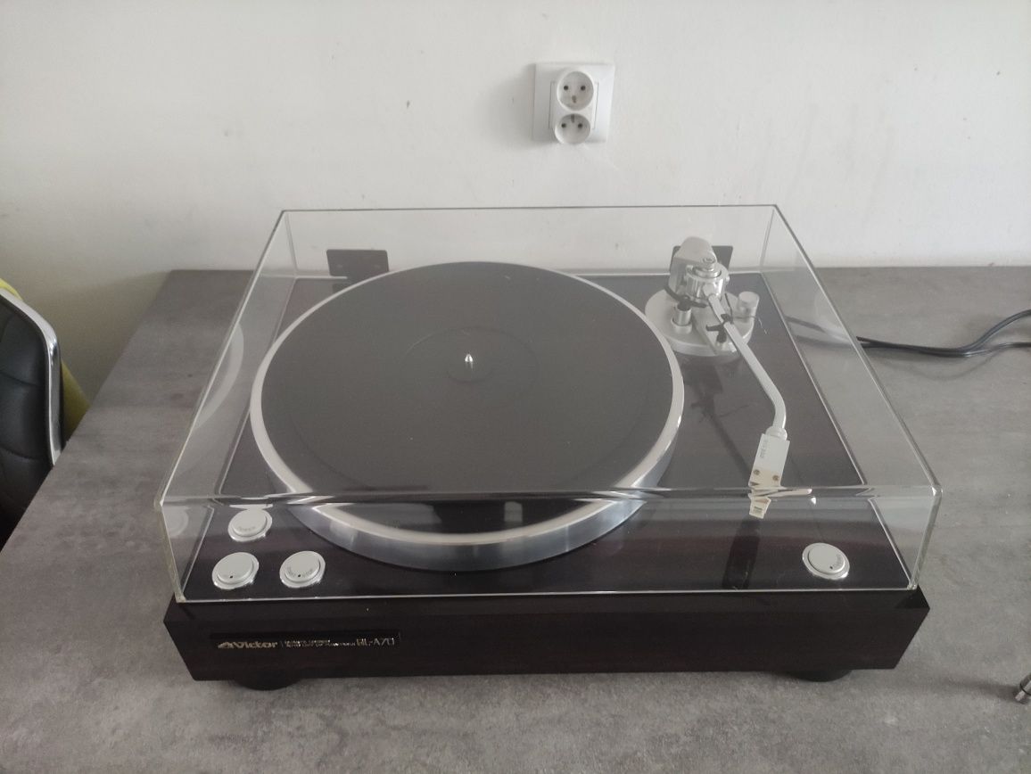 JVC Victor QL A70, Gramofon