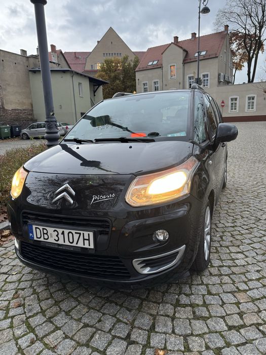 Citroen C3 Picasso – 2010 r. – w ciągłym użytkowaniu nowe opony zimowe