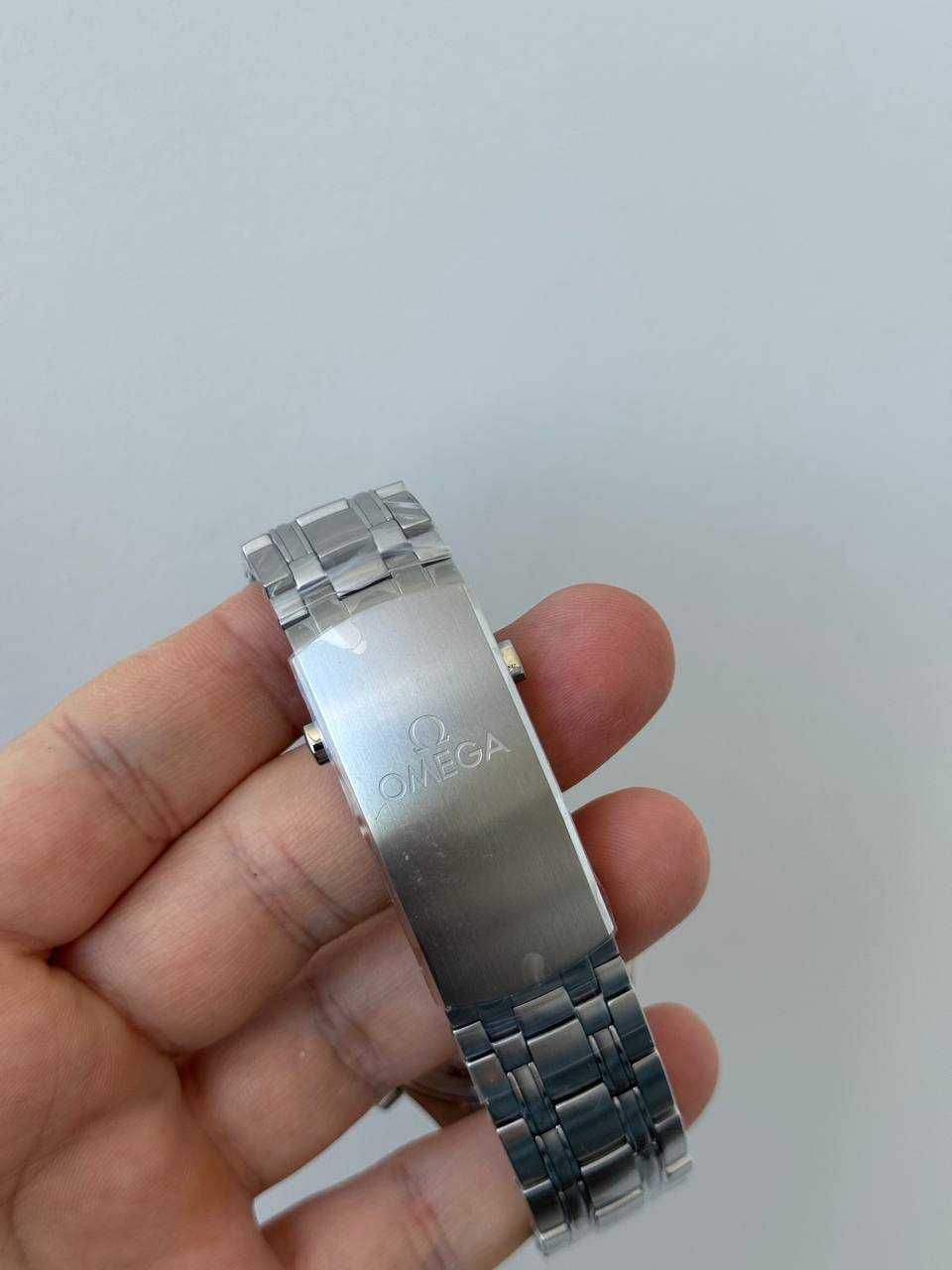 Omega Seamaster Diver 300m 42mm blue