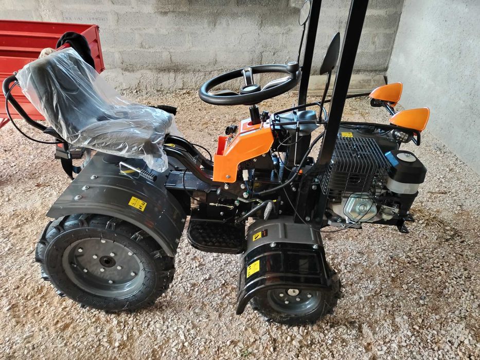 Mini tractor Kawa 14hp Novo