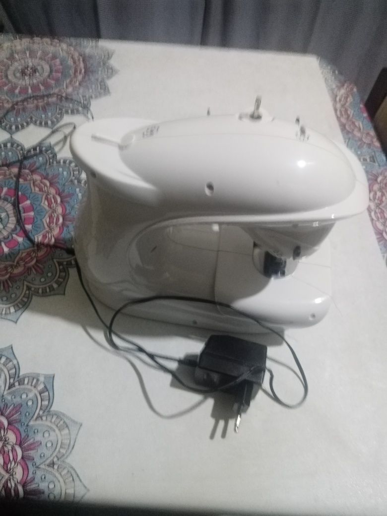 Máquina de costura