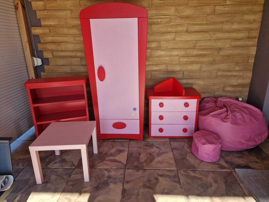 meble dziecięce, szafa biurko komoda regał