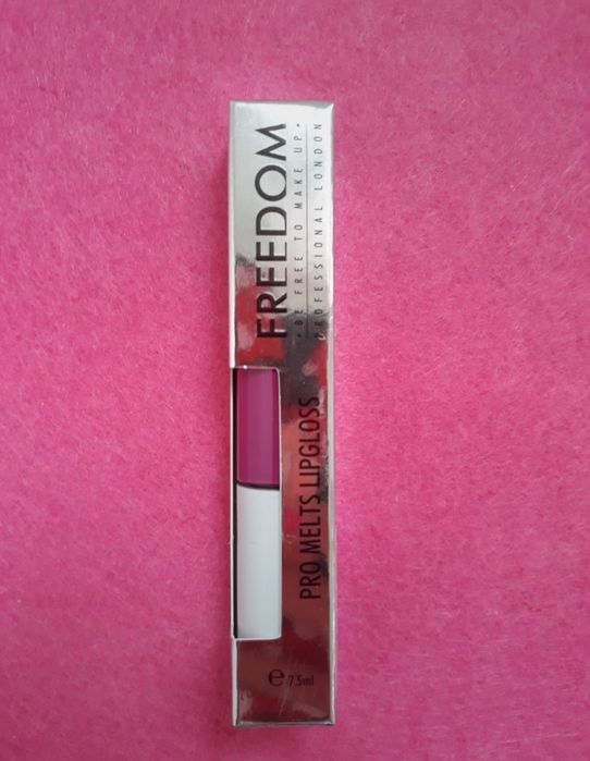 Freedom makeup Pro melts Smooth szminka pomadka błyszczyk ust 7.5 ml