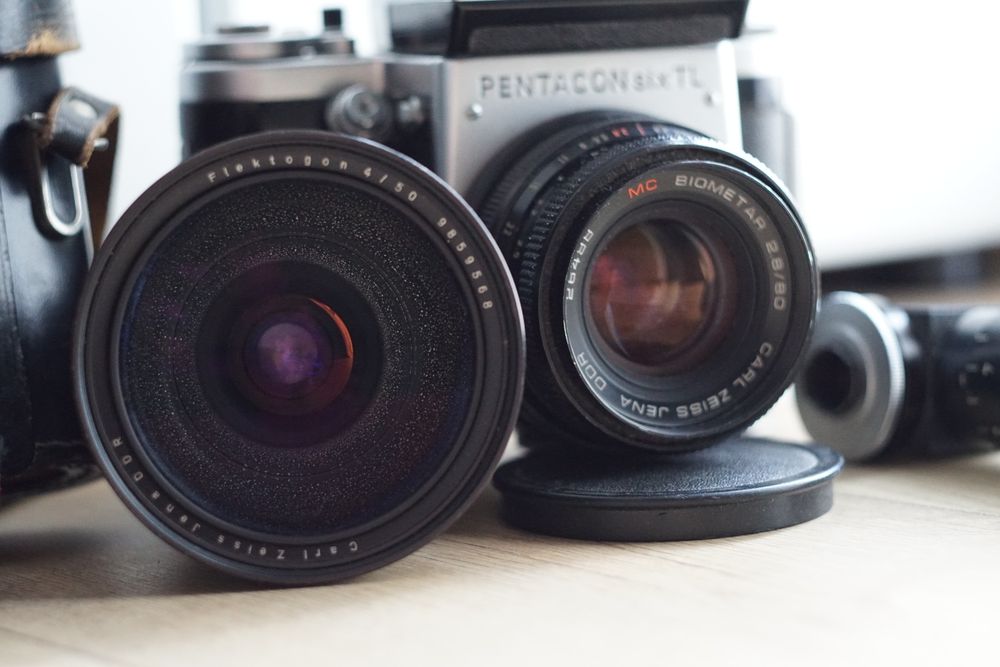 Pentacon Six TL + Biometar 2.8 80mm + Flektogon 4/50 Carl Zeiss Jena