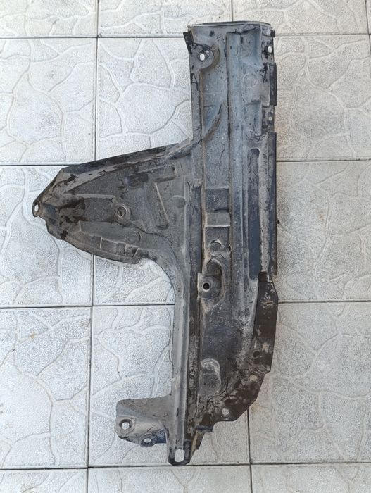 Подкрылок Nissan Rogue передний оригинал