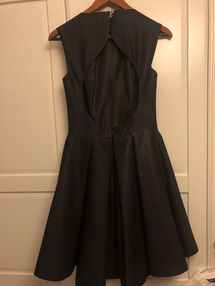 Asymetryczna sukienka EMO 36