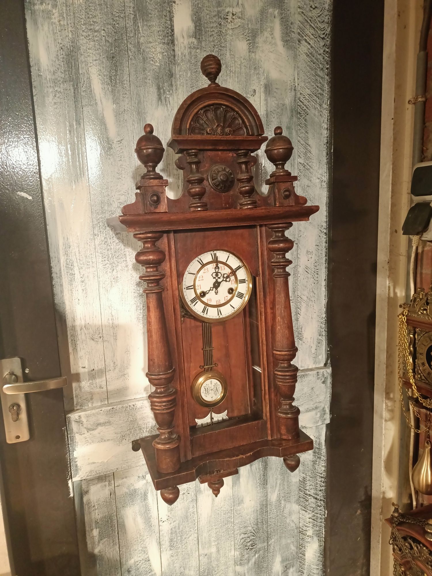 Stary zegar ścienny