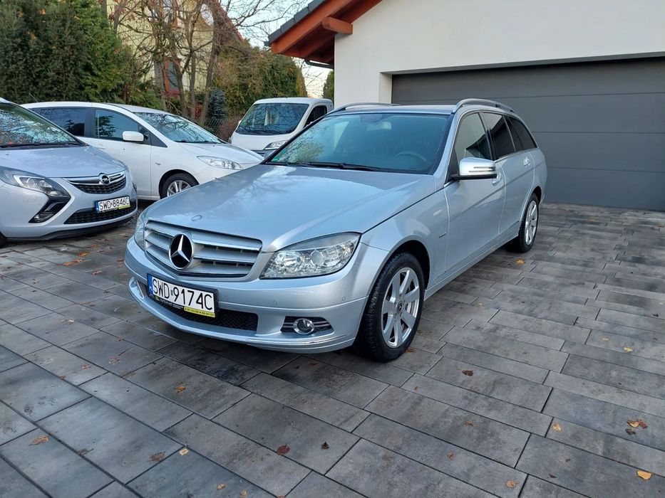 Mercedes-Benz Klasa C Bardzo niski przebieg//AUTOMAT//Super Stan//UNIKAT/KLASA PREMIUM