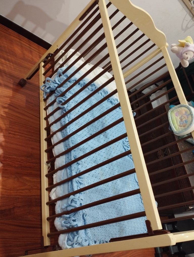 Cama de grades de bebe