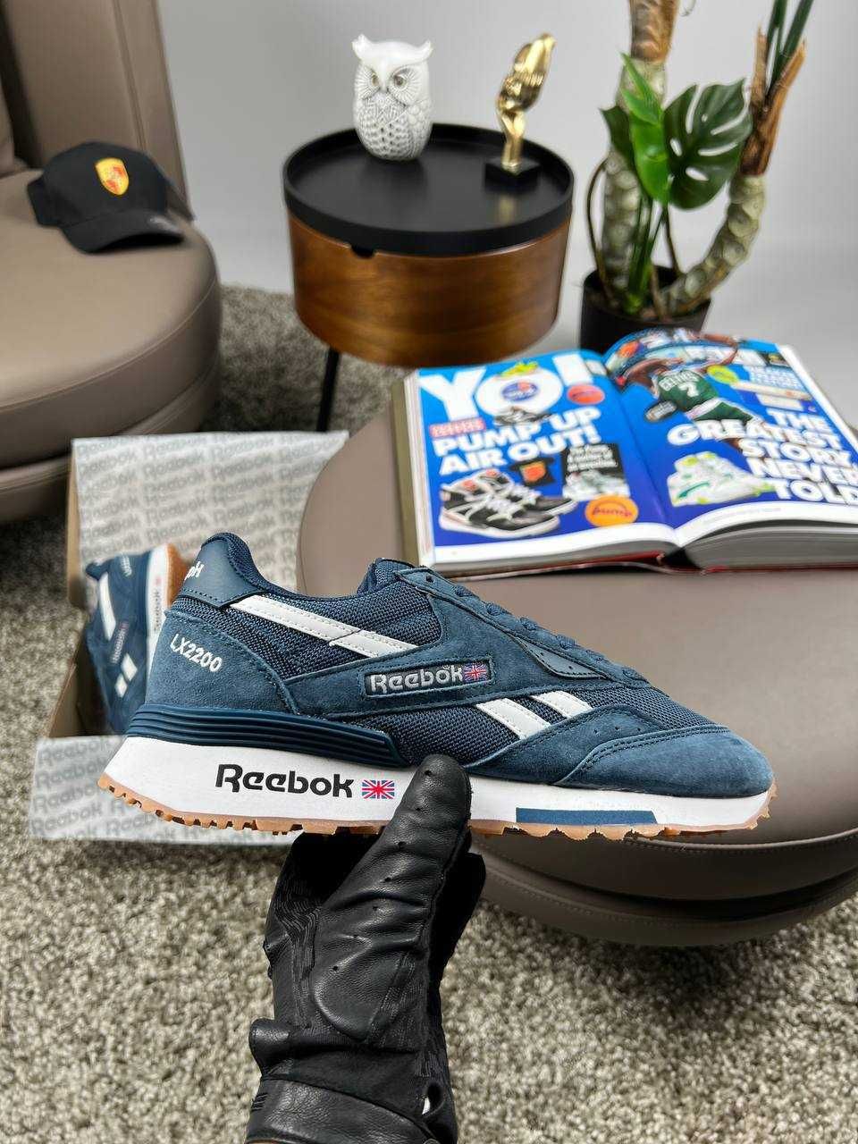 Чоловічі кросівки рібок Reebok Classic LX2200 Navy White [41-46]