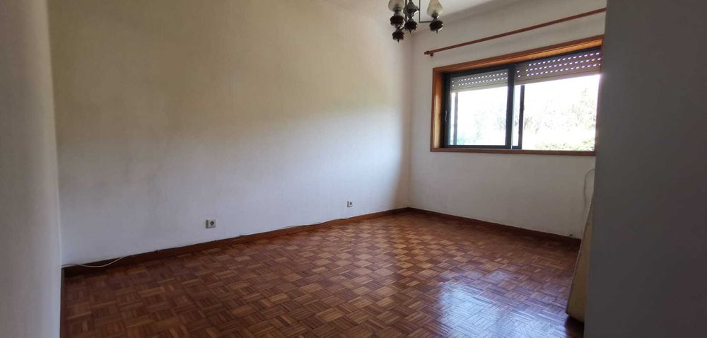 Apartamento T2 – Bem Localizado - Disponibilidade 1 Novembro