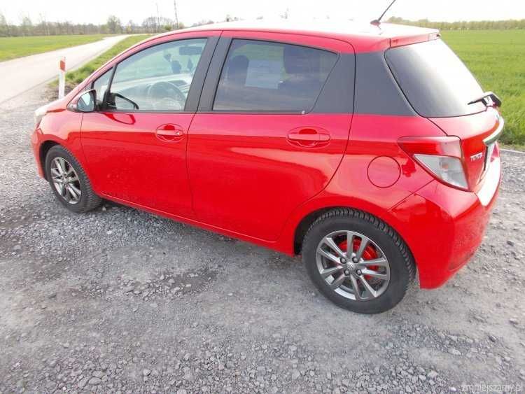 toyota yaris 2013 rok