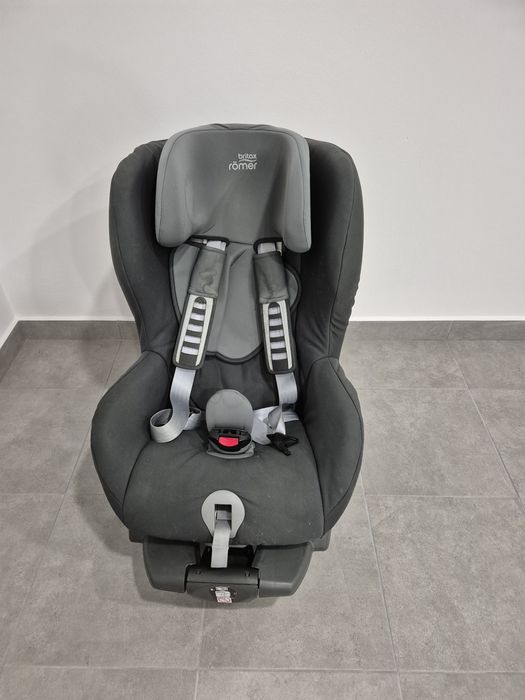Britax Romer Safefix Plus Fotelik Samochodowy 9-18 kg Storm Grey