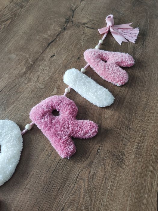 Girlanda do pokoju dziecka z imieniem różne kolory i imiona prezent