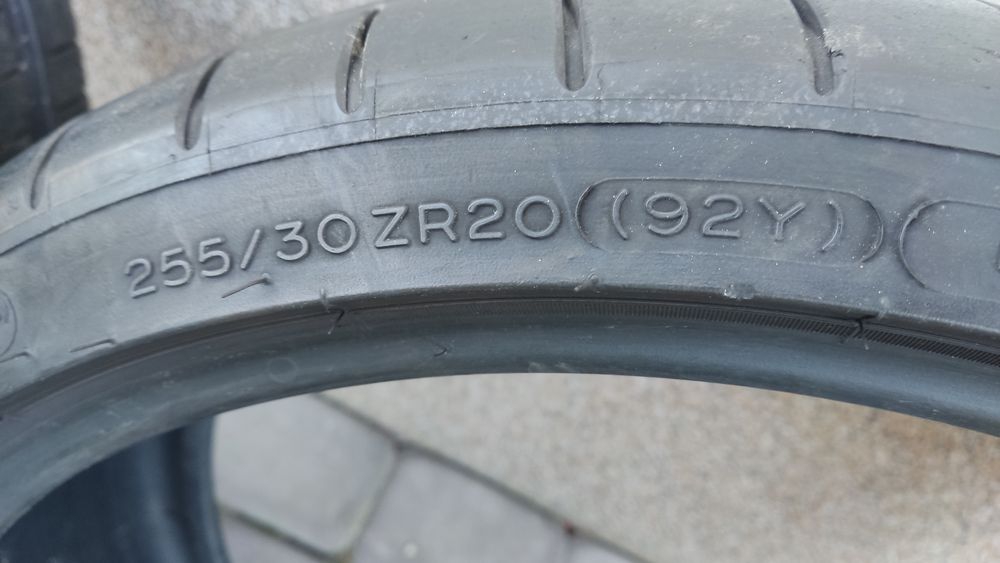 Michelin pilot super sport 255/30 ZR 20 (92Y) komplet.