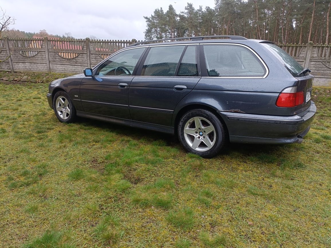 BMW e39 2.5 170km