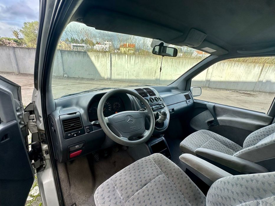 Mercedes-Benz V230 TD