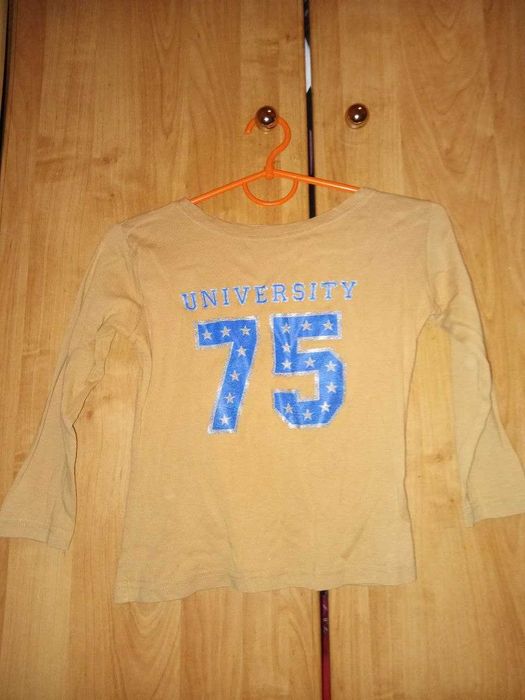 Кофта тоненька на підлітка