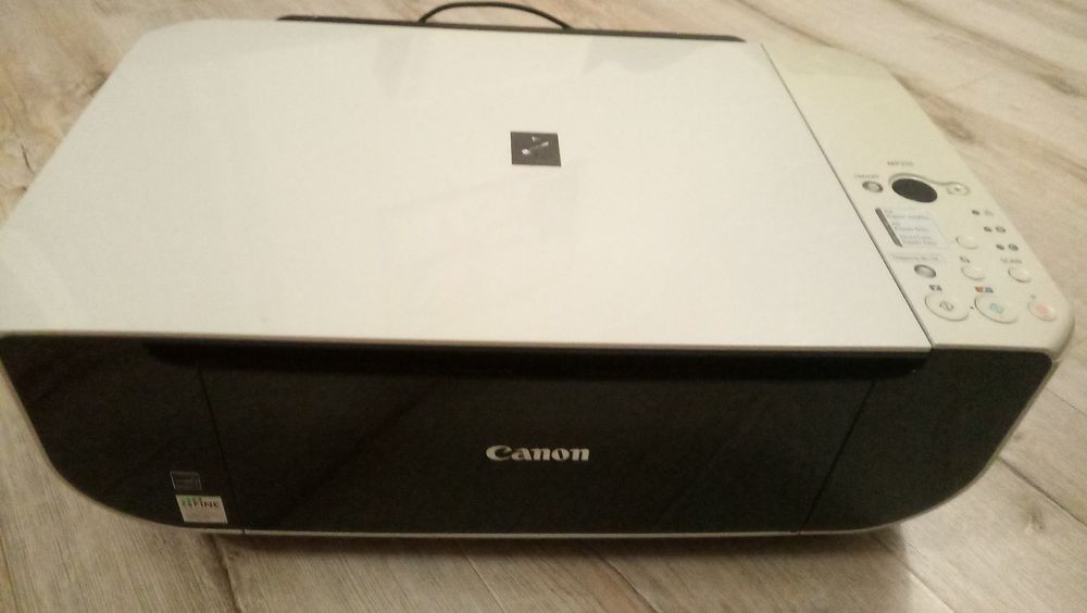 Drukarka Canon ze skanerem