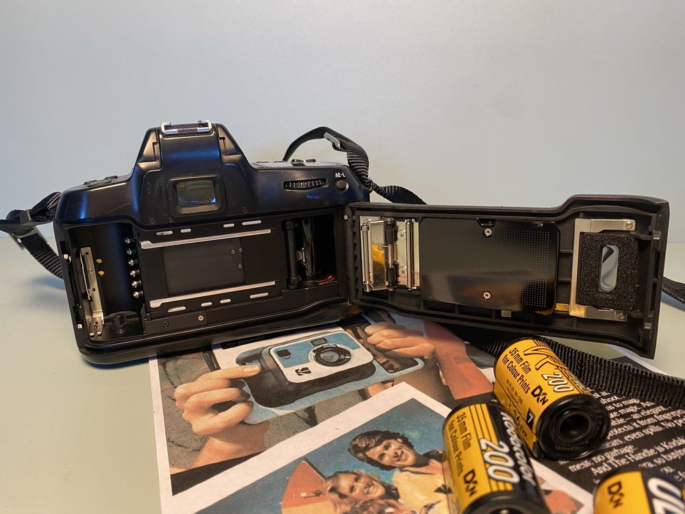 Nikon F70 28-80mm f3.5-5.6 - aparat analogowy z kolekcji !