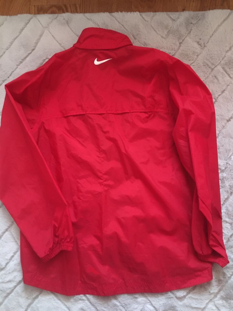 Kurtka wiatrówka nike , bluza polarowa Quechua 140, 10- 11 lat.