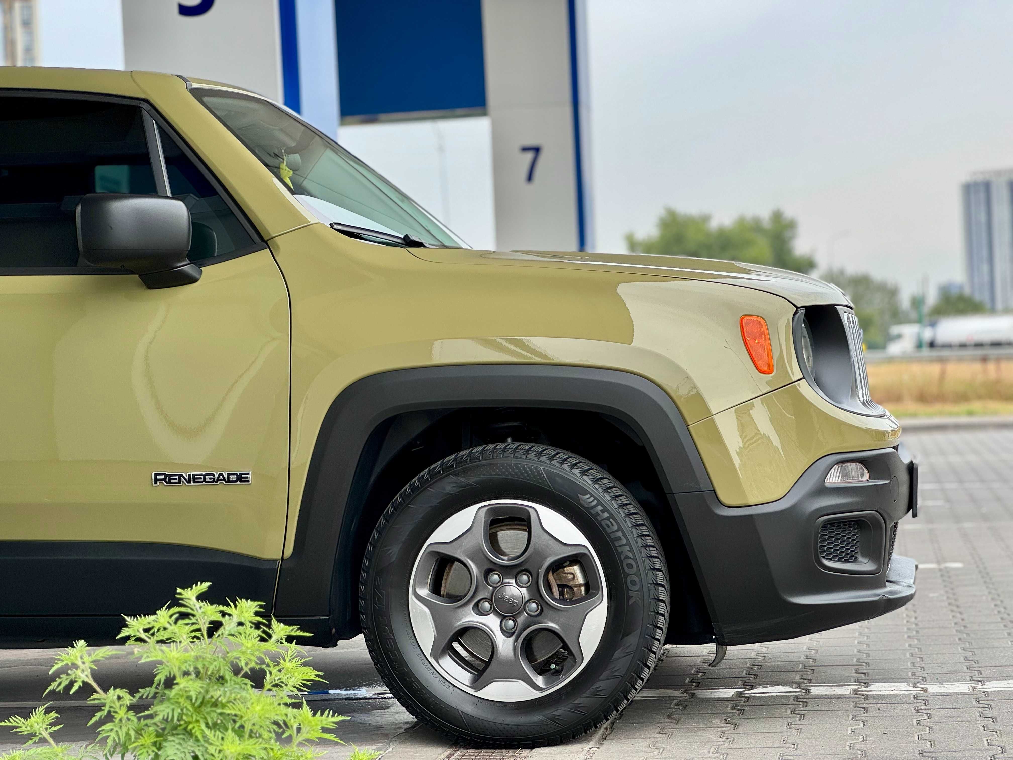 Продаю Jeep renegade 2015 год автомат