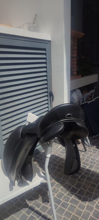 Sela mista de equitação