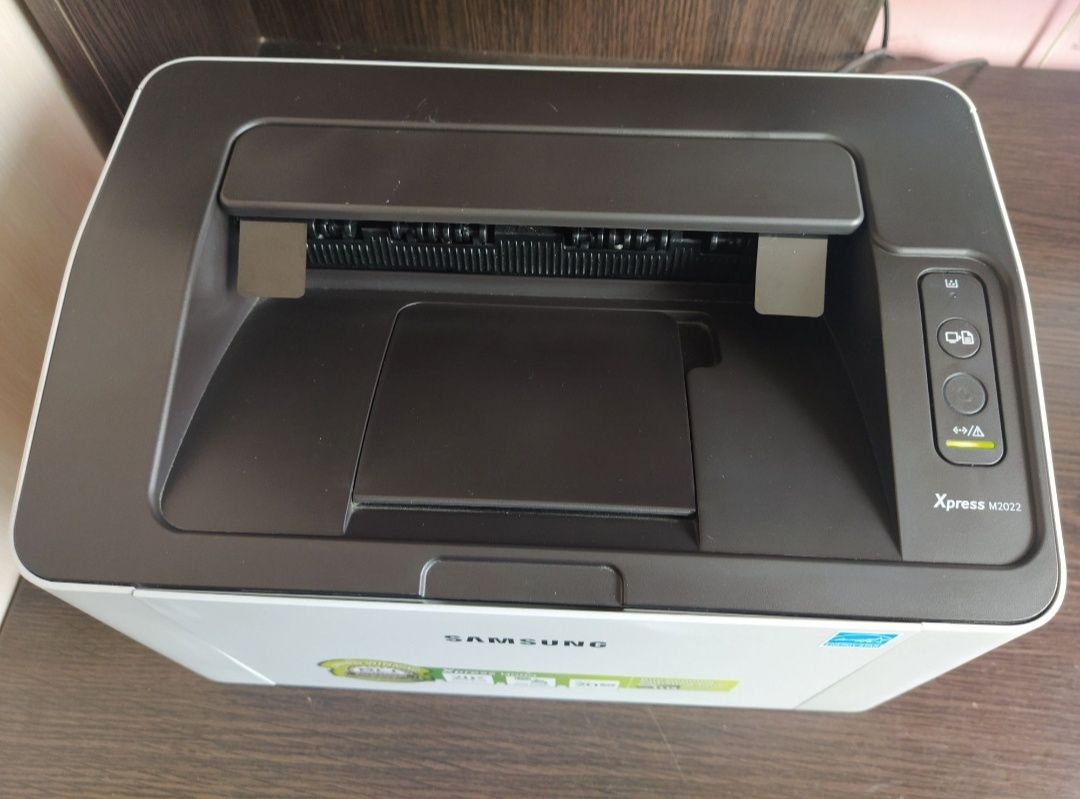 Лазерний принтер m2020| практично новий