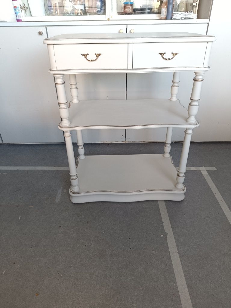 Mesa com rodinhas