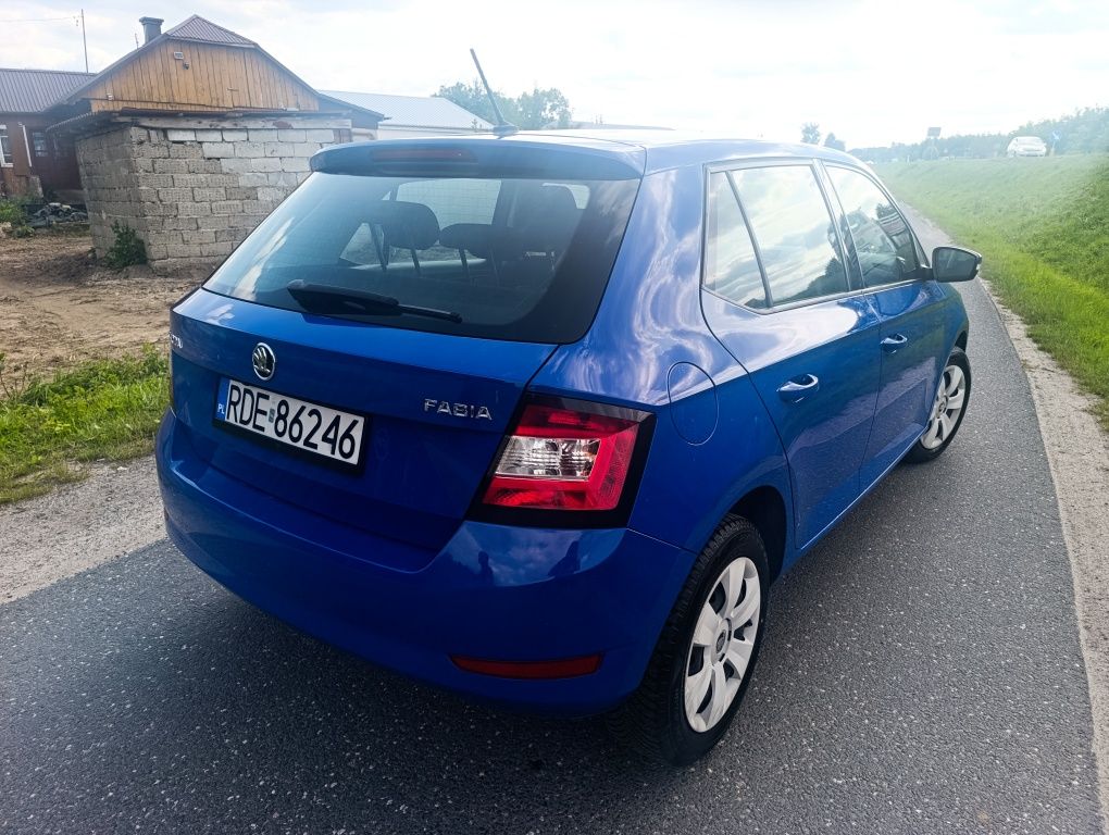 Skoda Fabia 1.0mpi benzyna org prz 45tys klima kamera Zadbana